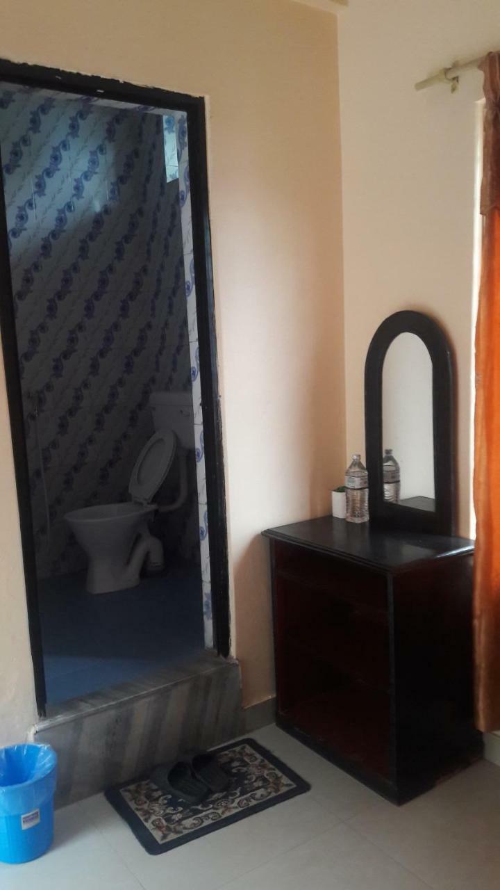 Hotel Direction Ποκάρα Δωμάτιο φωτογραφία