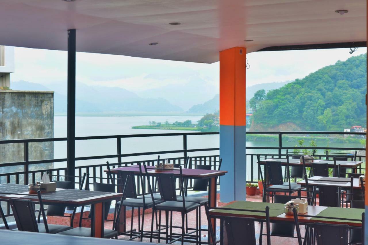 Hotel Direction Ποκάρα Εξωτερικό φωτογραφία
